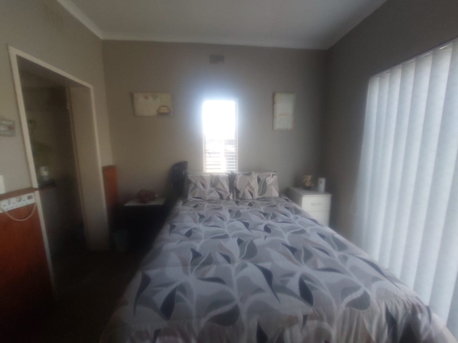 4 Bedroom Property for Sale in Oos Einde North West